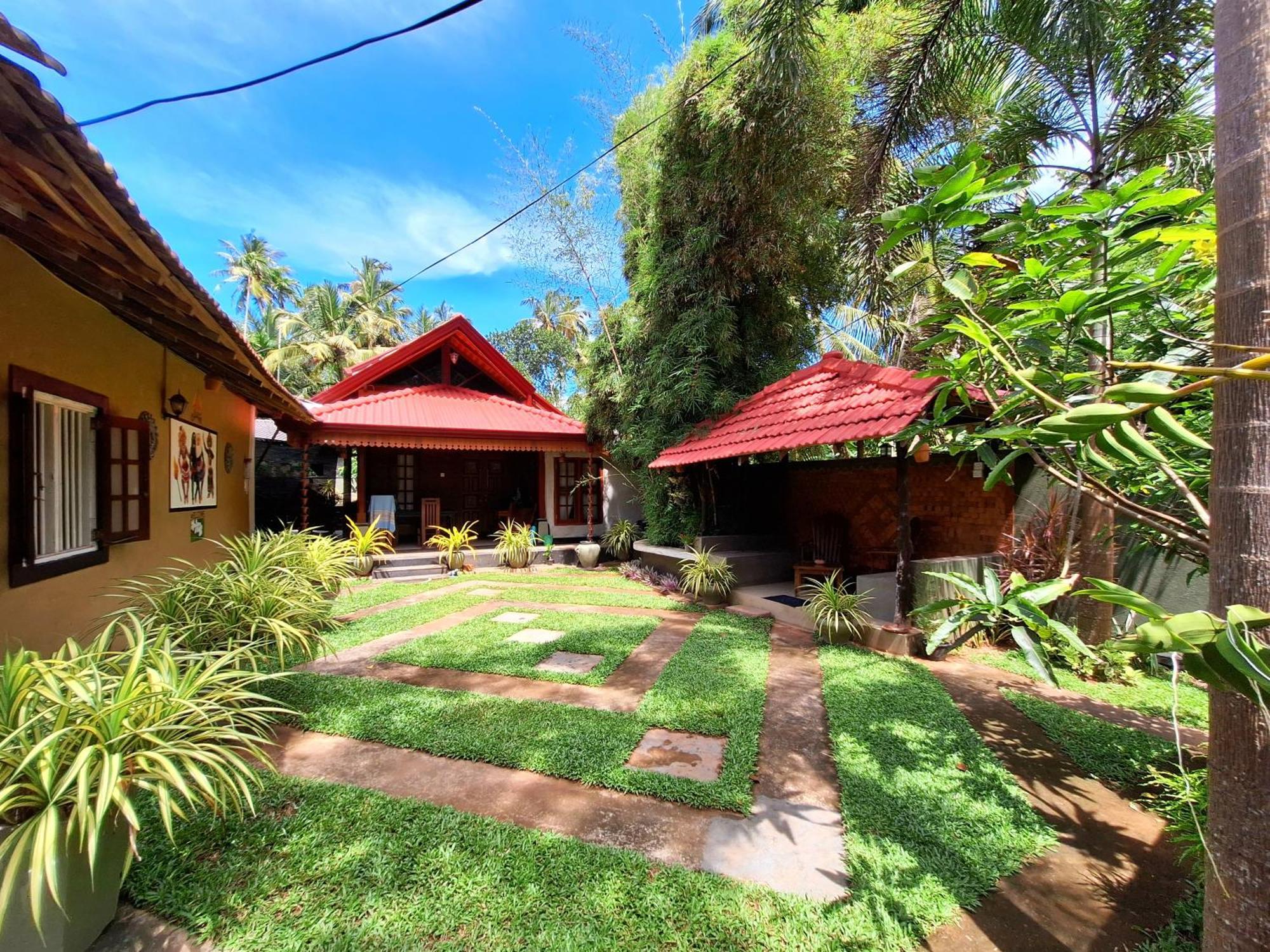 Thara Cabana Bentota Exterior photo
