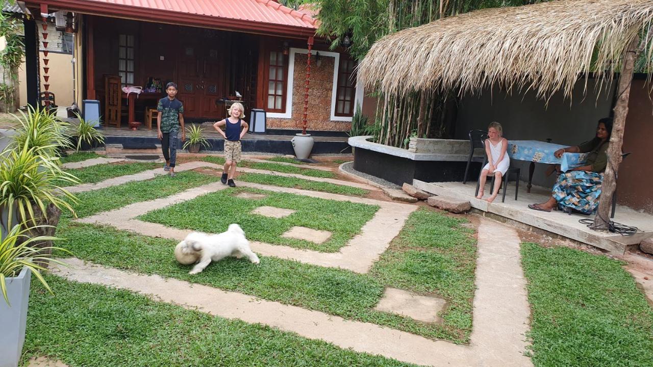 Thara Cabana Bentota Exterior photo